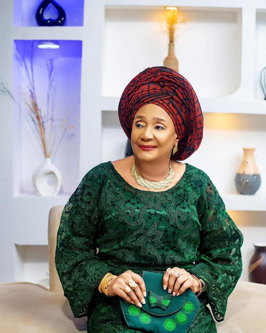 2Face Idibia’s mum